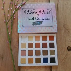 Violet Voss X Nicol Eyeshadow Palette